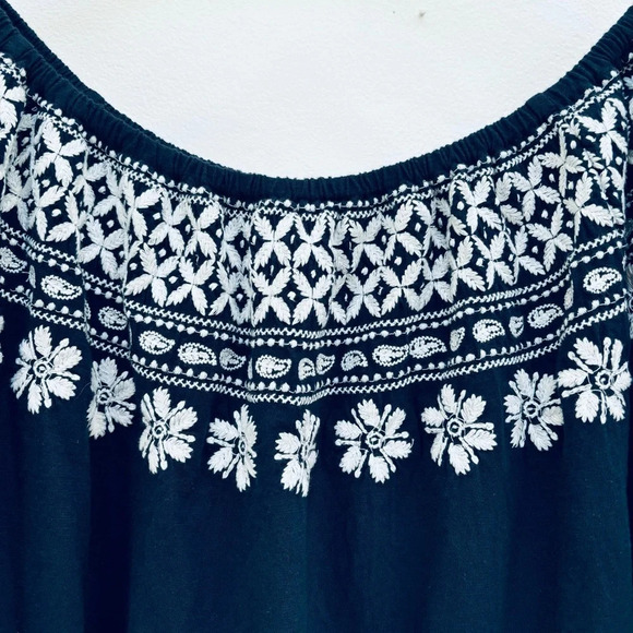 Tommy Hilfiger Floral Embroidered Off The Shoulder Top Peasant Boho Navy 1X NWT - Picture 7 of 14